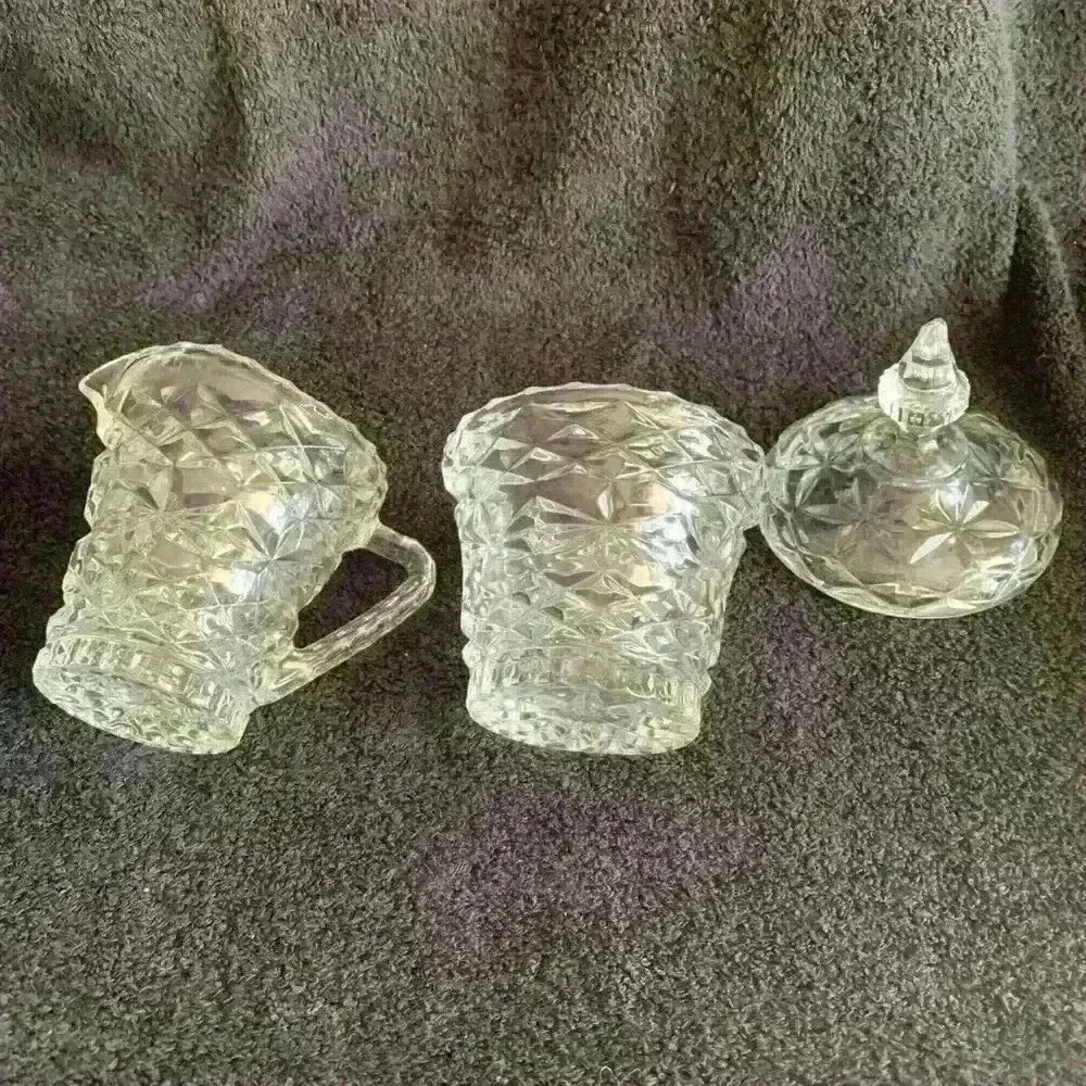VINTAGE 1980s SHAMROCK SUGAR and CREAMER